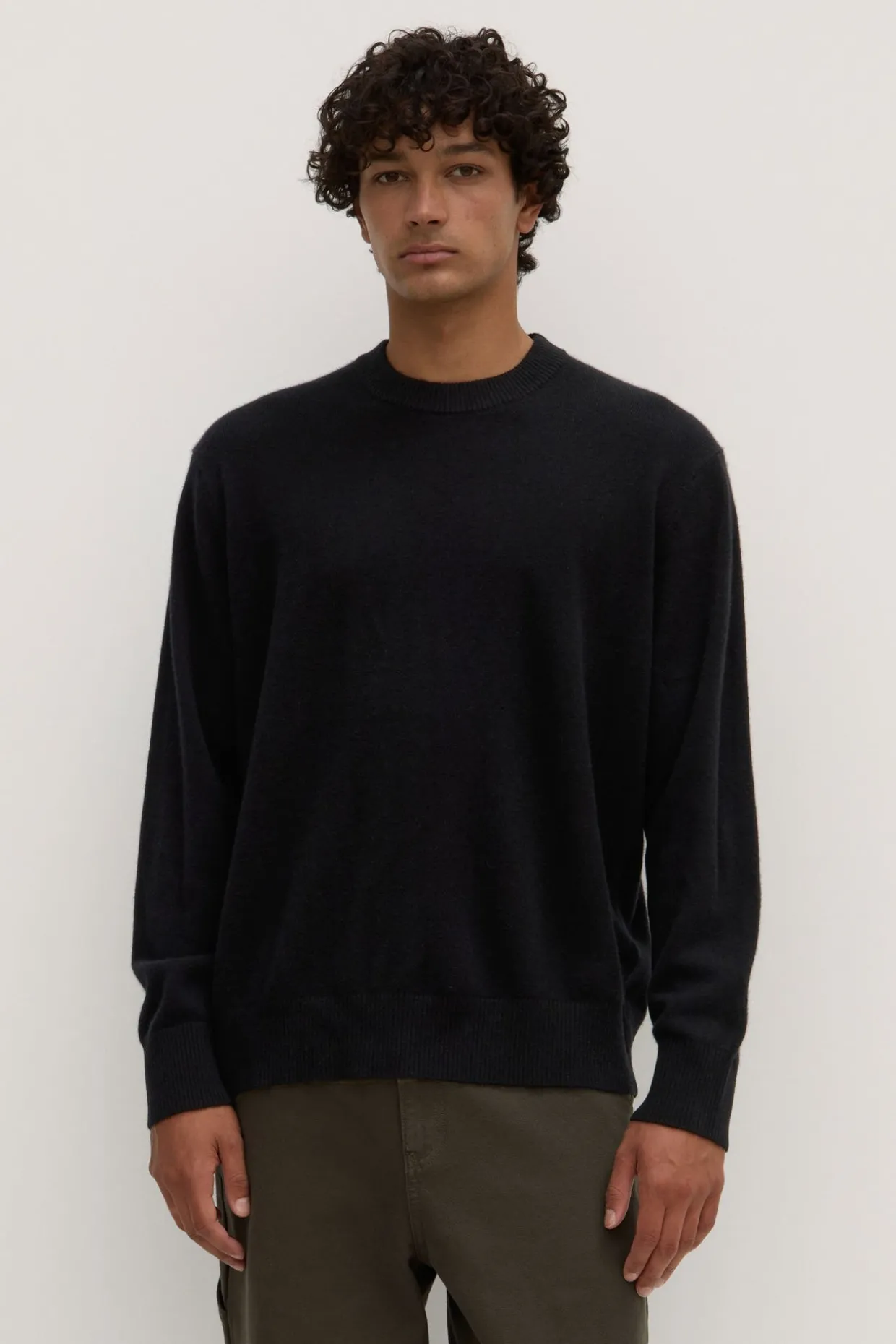 Cashmere Crew Neck Knit