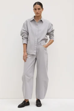 High Rise Barrel Jean