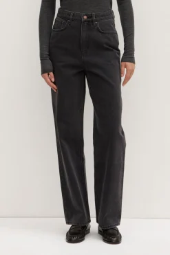 High Waist Straight Jean