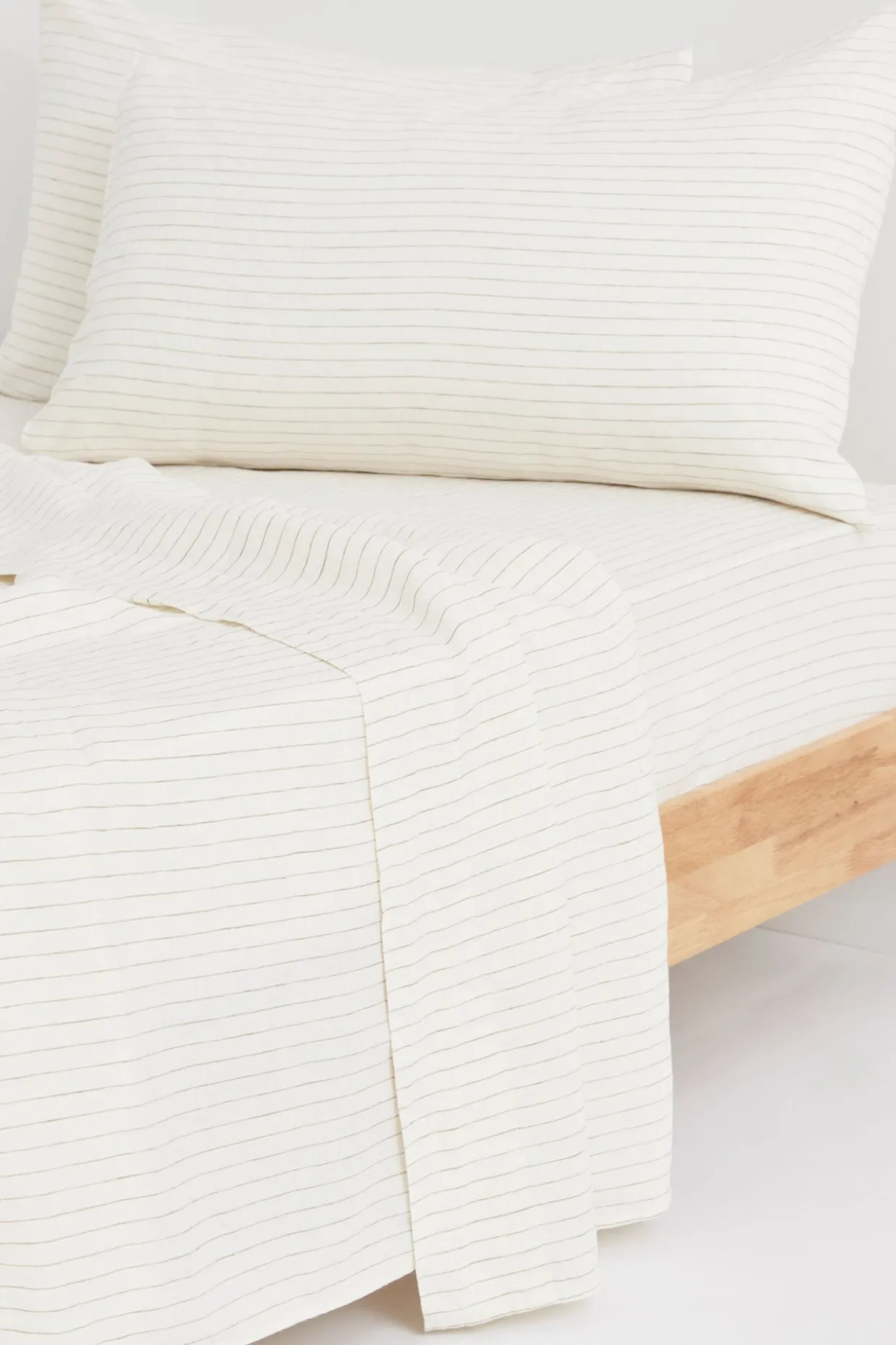 Linen Fitted Sheet Olive Pinstripe