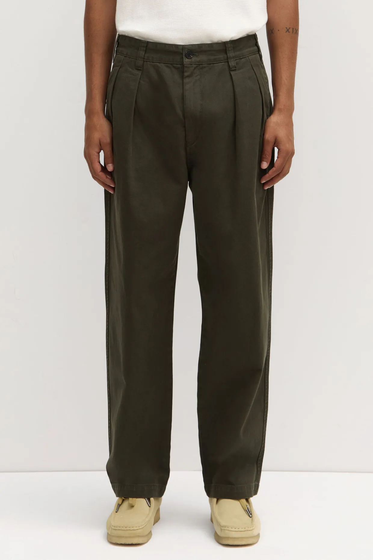 Miles Pleated Chino