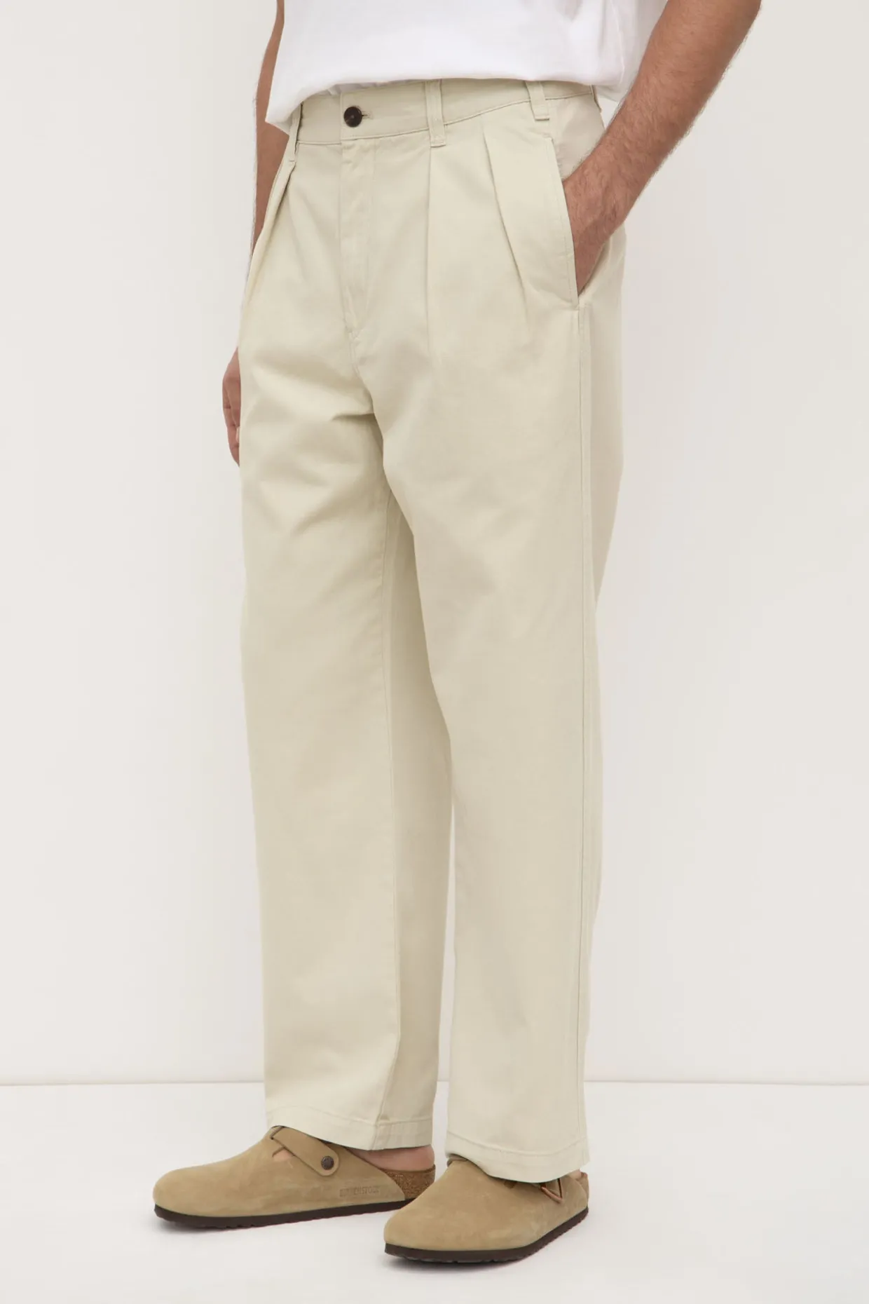 Miles Pleated Chino