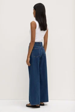 Slack Pleat Wide Leg Jean