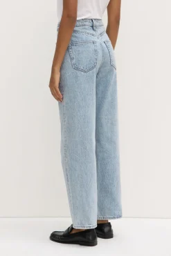 Vintage Straight Jean